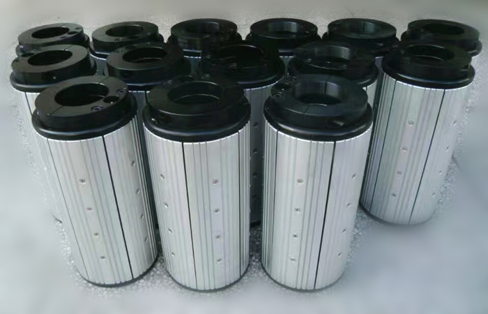 Air-expanded shaft for flexo printing machine